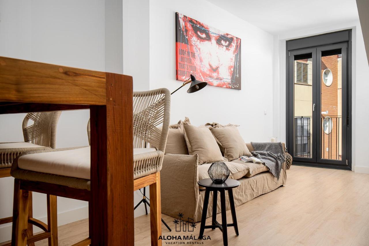 Appartamento Luxury Duplex With Pool And Padel Court In Town Málaga Esterno foto