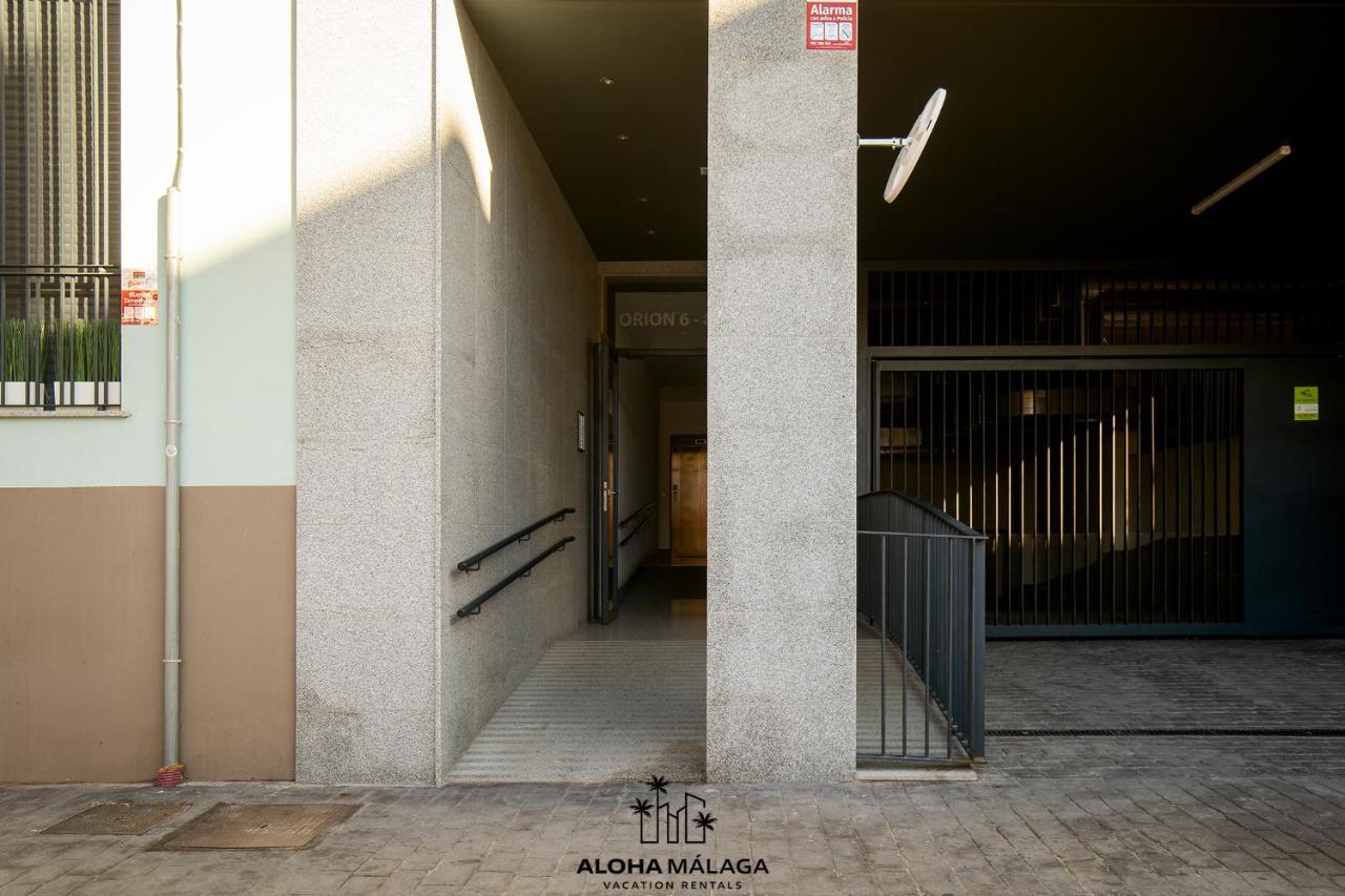 Appartamento Luxury Duplex With Pool And Padel Court In Town Málaga Esterno foto